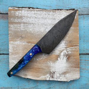 green and blue utility knife