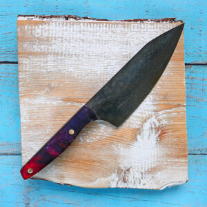 blue and red utility knife